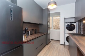 3 bedroom Tsentar, Sofia 2