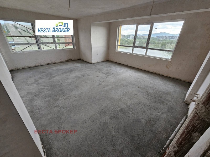 Satılık  2 yatak odası Kardjali , Vazrojdenci , 117 metrekare | 58693993