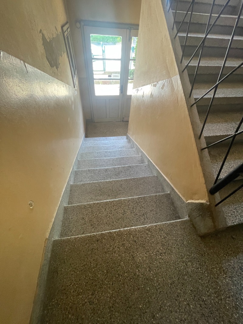 Продаја  2 спаваће собе Русе , Дружба 1 , 102 м2 | 84011768 - слика [11]