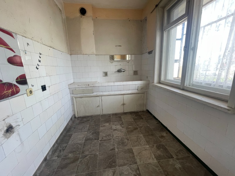 Продаја  2 спаваће собе Русе , Дружба 1 , 102 м2 | 84011768