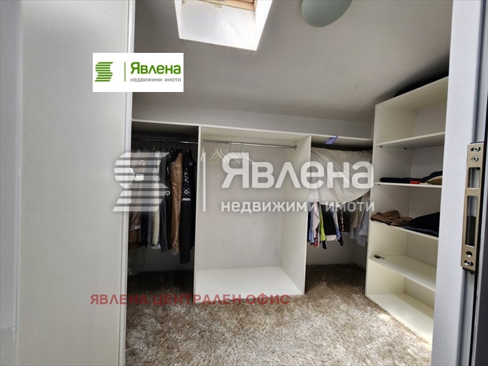 Продава МНОГОСТАЕН, гр. София, Център, снимка 15 - Апартаменти - 54757247