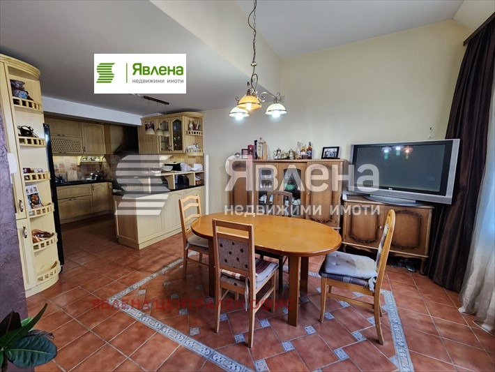 Продава МНОГОСТАЕН, гр. София, Център, снимка 3 - Апартаменти - 54757247