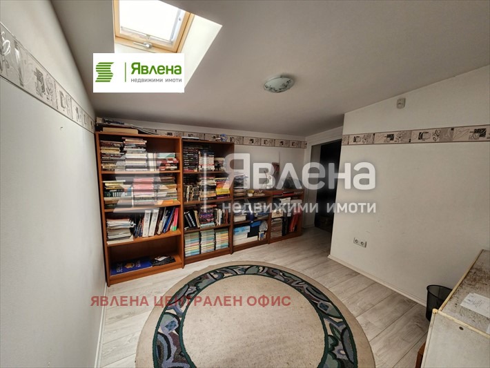 Продава МНОГОСТАЕН, гр. София, Център, снимка 16 - Апартаменти - 54757247