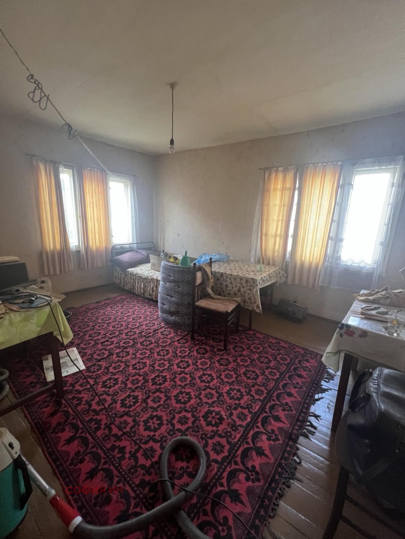 Продава КЪЩА, с. Самораново, област Кюстендил, снимка 13 - Къщи - 52178547