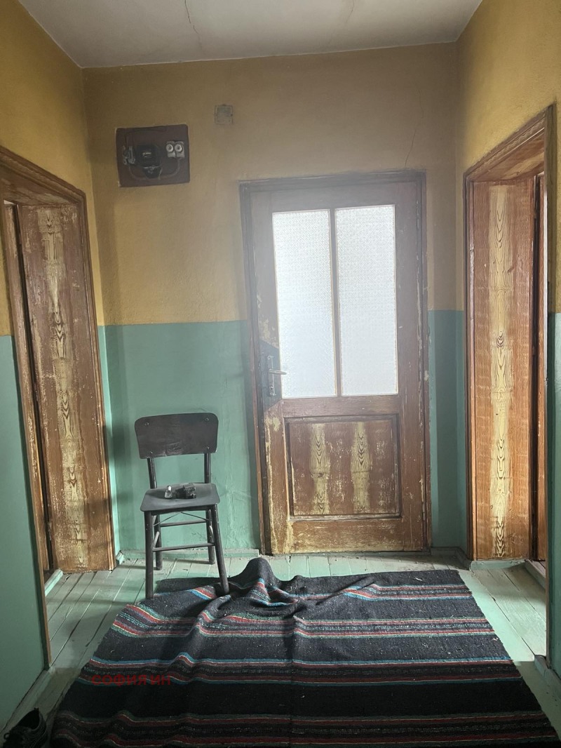 Продава КЪЩА, с. Самораново, област Кюстендил, снимка 15 - Къщи - 52178547