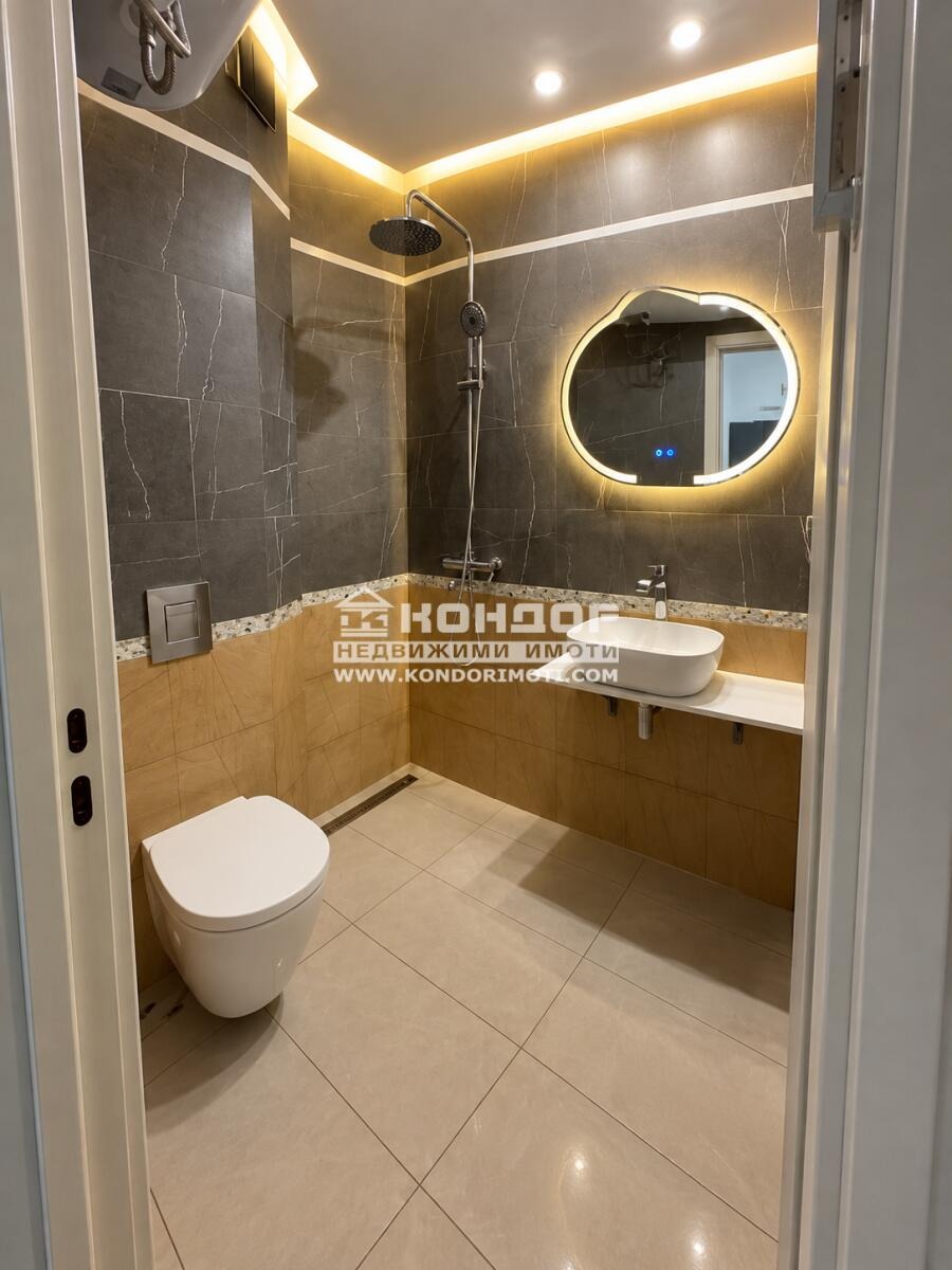 Продава 2-СТАЕН, гр. Пловдив, Кючук Париж, снимка 4 - Апартаменти - 56021128
