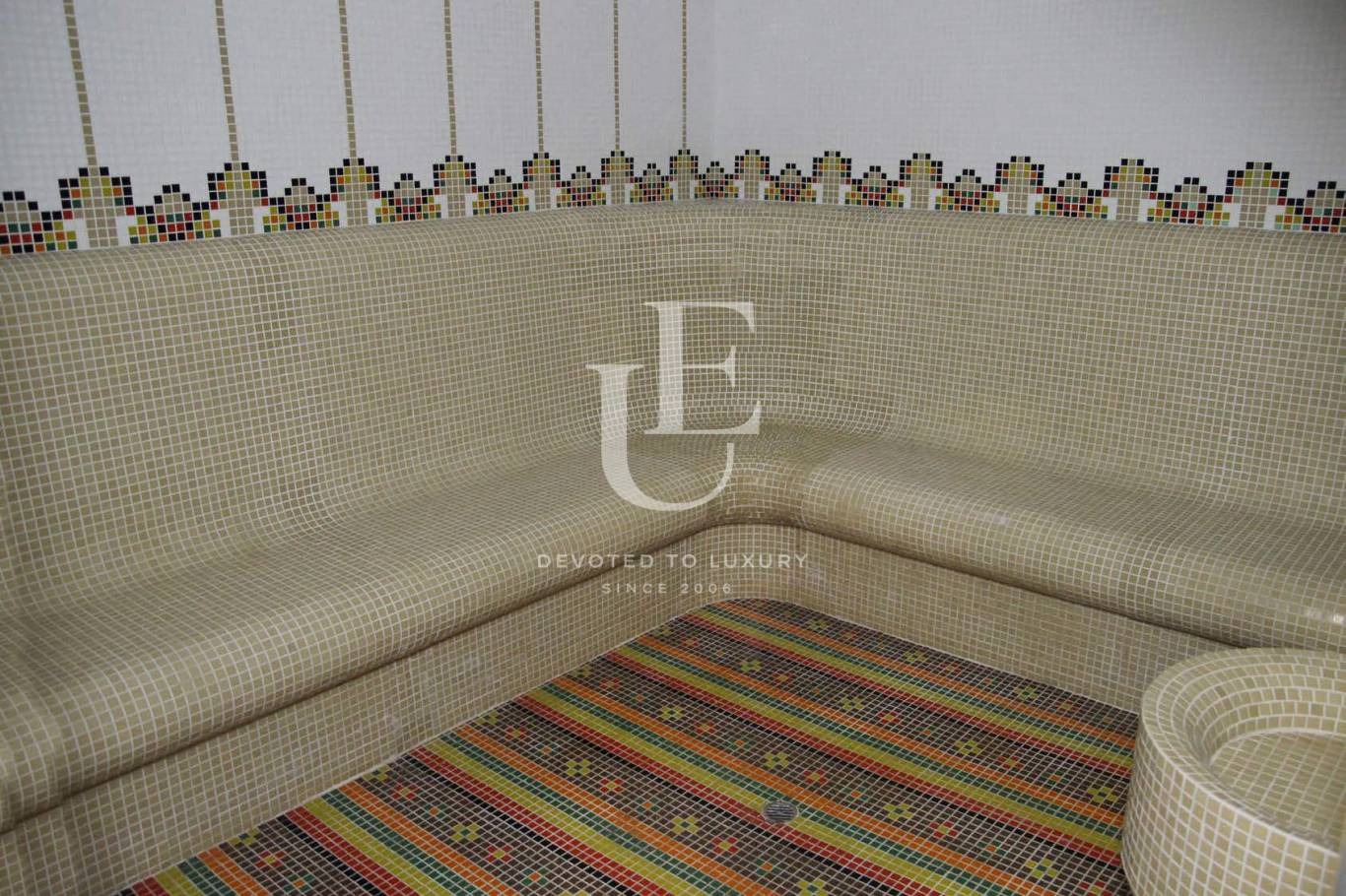 Продава ХОТЕЛ, к.к. Пампорово, област Смолян, снимка 2 - Хотели - 44179359