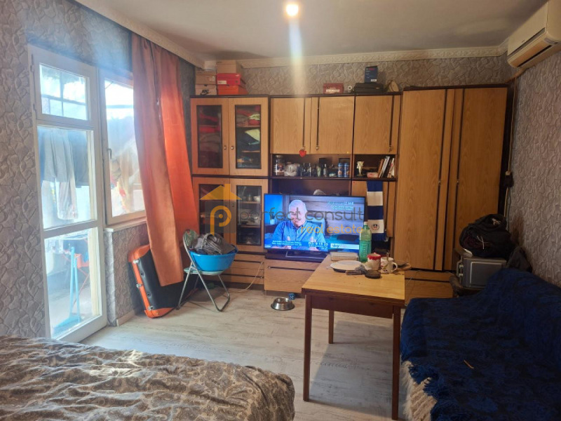Продава 2-СТАЕН в град Пловдив, Въстанически - 60 кв.м / 93 000 € » 181 892.19 лв., ПЕРФЕКТ КОНСУЛТ
