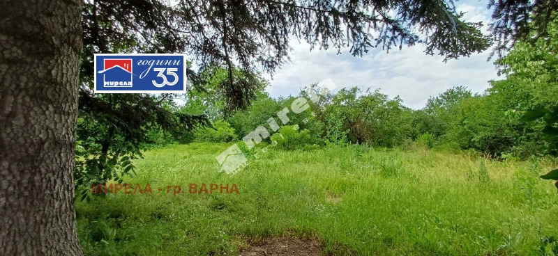 Продава ПАРЦЕЛ в област Добрич, с. Безводица - 2474 кв.м / 13 000 € » 25 425.79 лв., МИРЕЛА - гр. ВАРНА