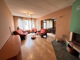 2 bedroom Tsentar, Plovdiv 1