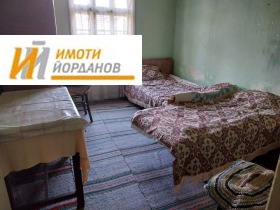 Продажба на имоти в с. Дичин, област Велико Търново - изображение 10 