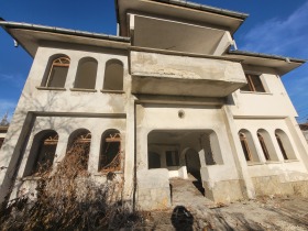 Casa Petarnica, região Pleven 1