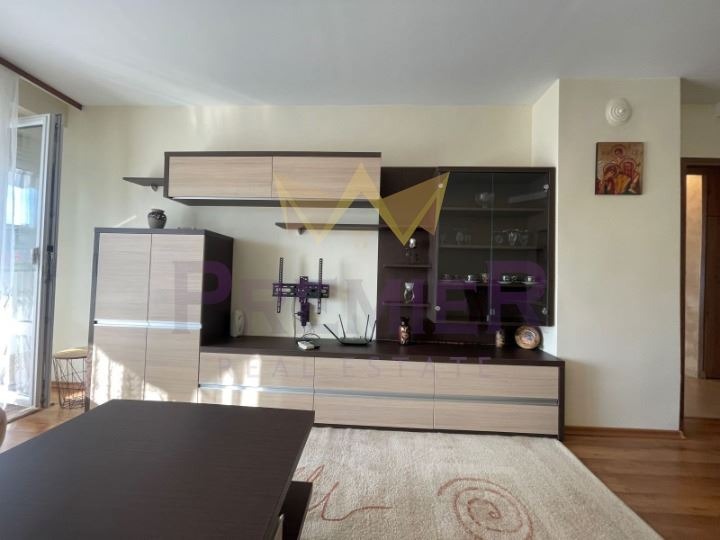 Продава 3-СТАЕН, гр. Бургас, Изгрев, снимка 2 - Апартаменти - 52380801