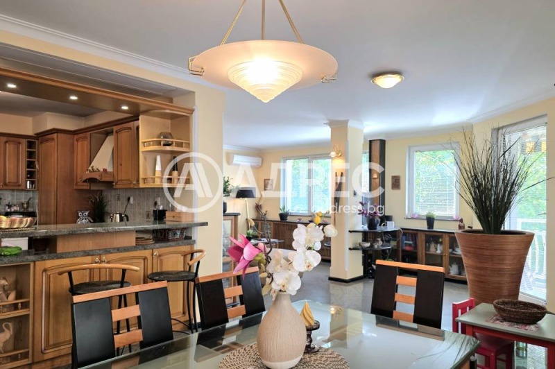 Zu verkaufen  3+ Schlafzimmer Sofia , Pawlowo , 147 qm | 21678076