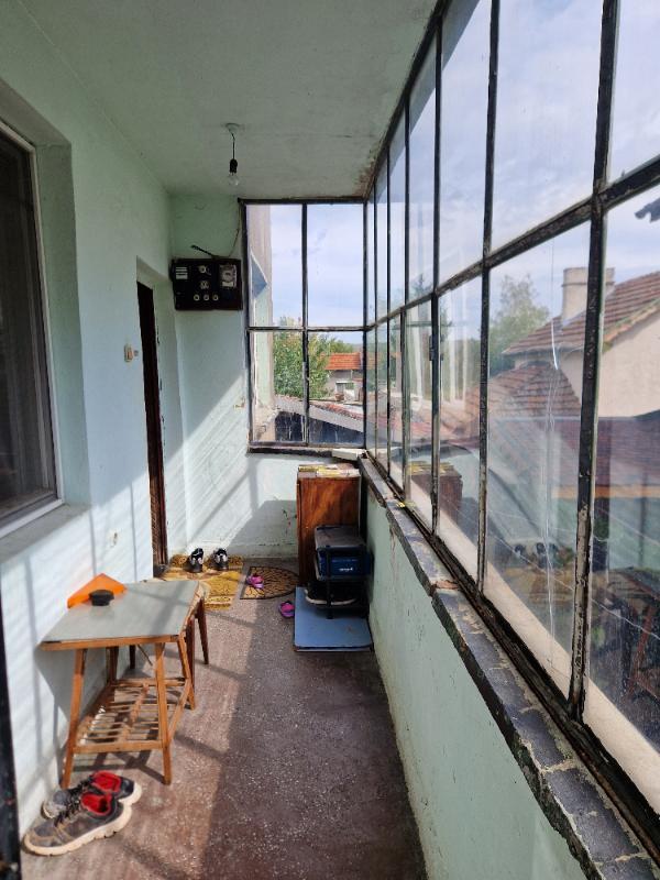 Продава  Етаж от къща град Плевен , Сторгозия , 110 кв.м | 99904000 - изображение [9]