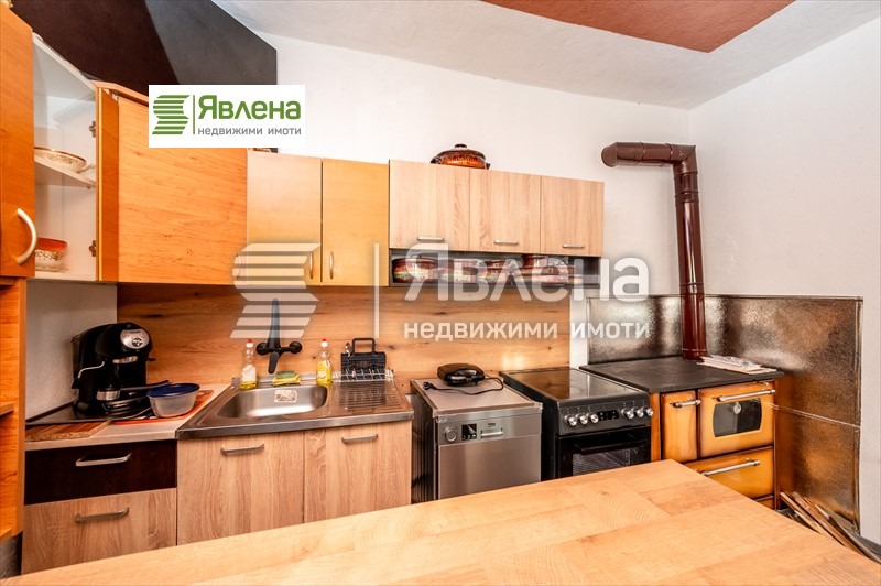 Продава ЕТАЖ ОТ КЪЩА, гр. Перник, Църква, снимка 16 - Етаж от къща - 52958790