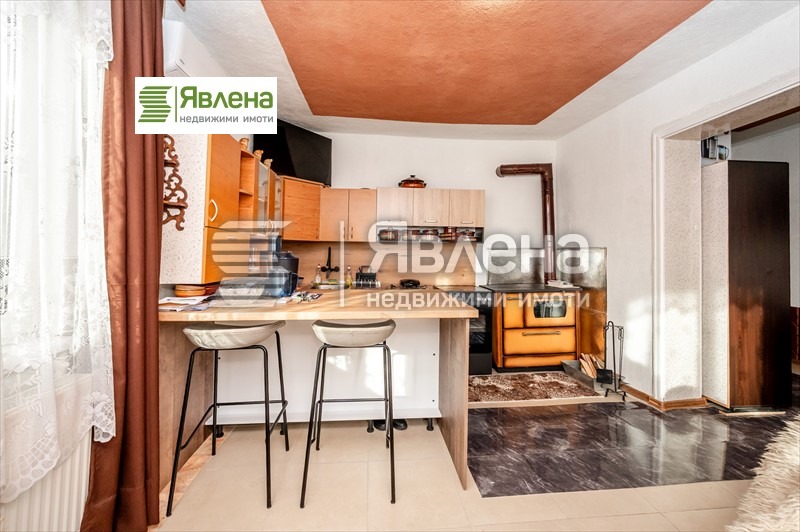 Продава ЕТАЖ ОТ КЪЩА, гр. Перник, Църква, снимка 14 - Етаж от къща - 52958790