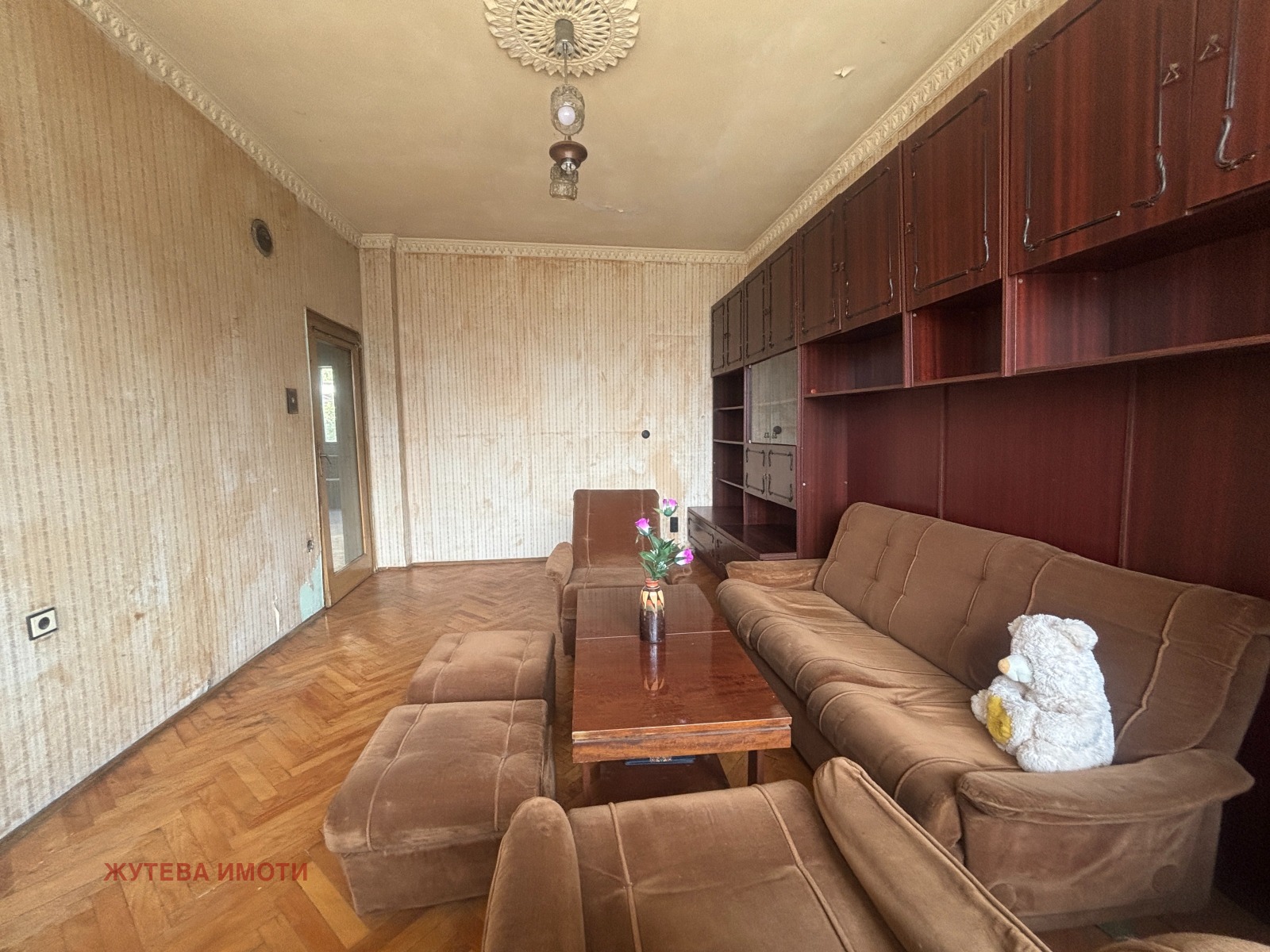 Продава МНОГОСТАЕН, гр. Карлово, област Пловдив, снимка 2 - Апартаменти - 55822277