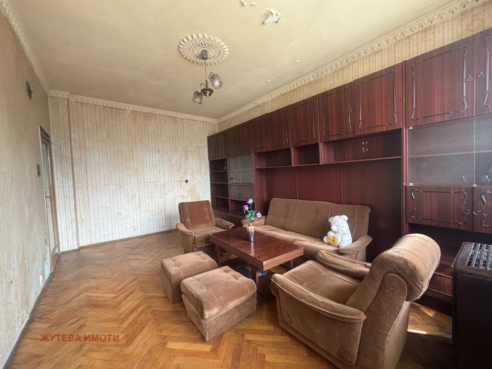 Продава МНОГОСТАЕН, гр. Карлово, област Пловдив, снимка 3 - Апартаменти - 55822277