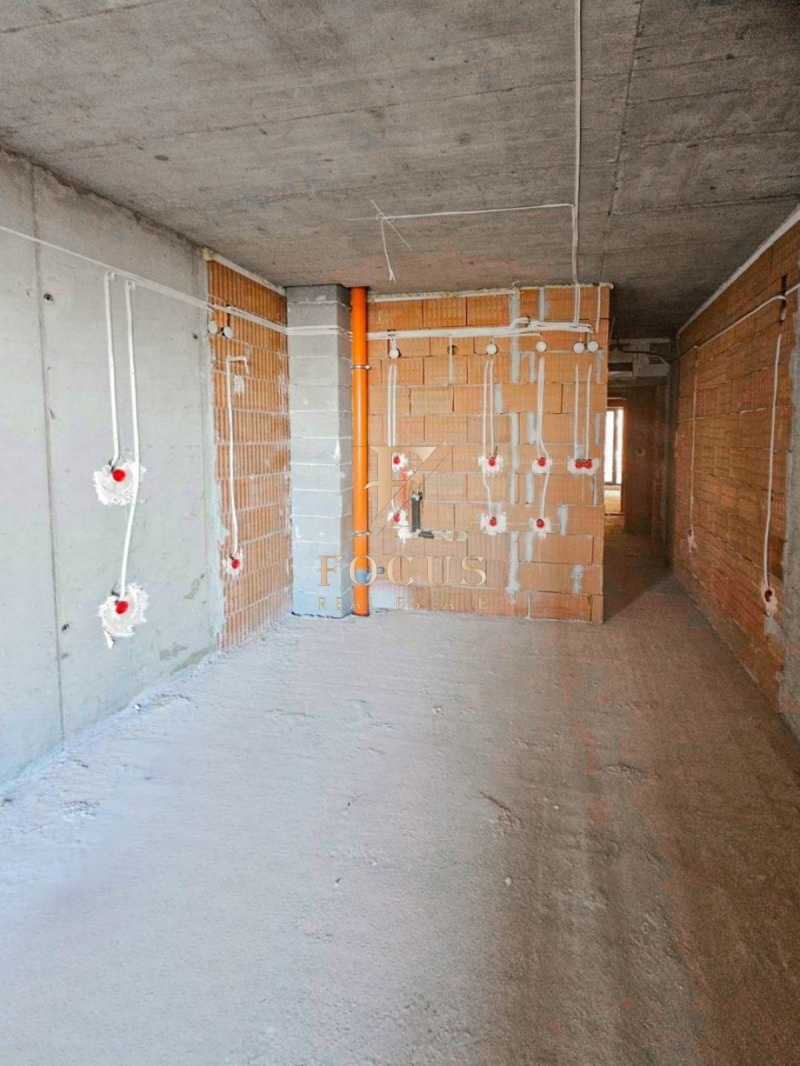 Продава  1-стаен град Пловдив , Тракия , 40 кв.м | 22289615 - изображение [2]