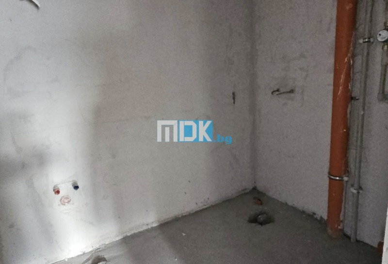 Продава 2-СТАЕН, гр. Пловдив, Остромила, снимка 12 - Апартаменти - 52749467