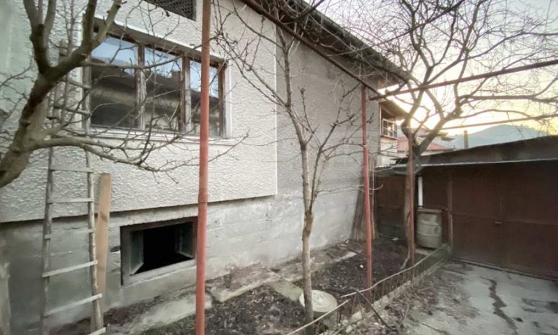 Продава КЪЩА, с. Елешница, област Благоевград, снимка 7 - Къщи - 53030347