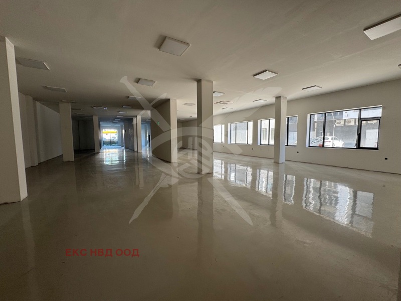 Eladó  Üzlet Plovdiv , Centar , 872 négyzetméter | 54313142