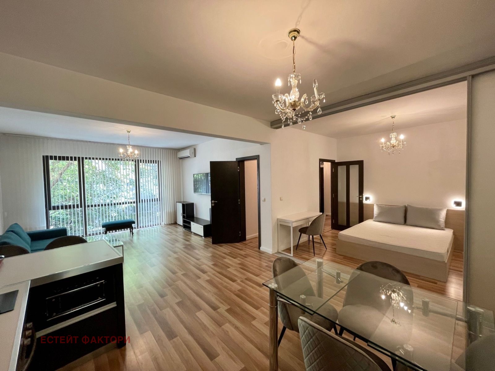 Продава 3-СТАЕН, гр. София, Център, снимка 2 - Апартаменти - 55703914