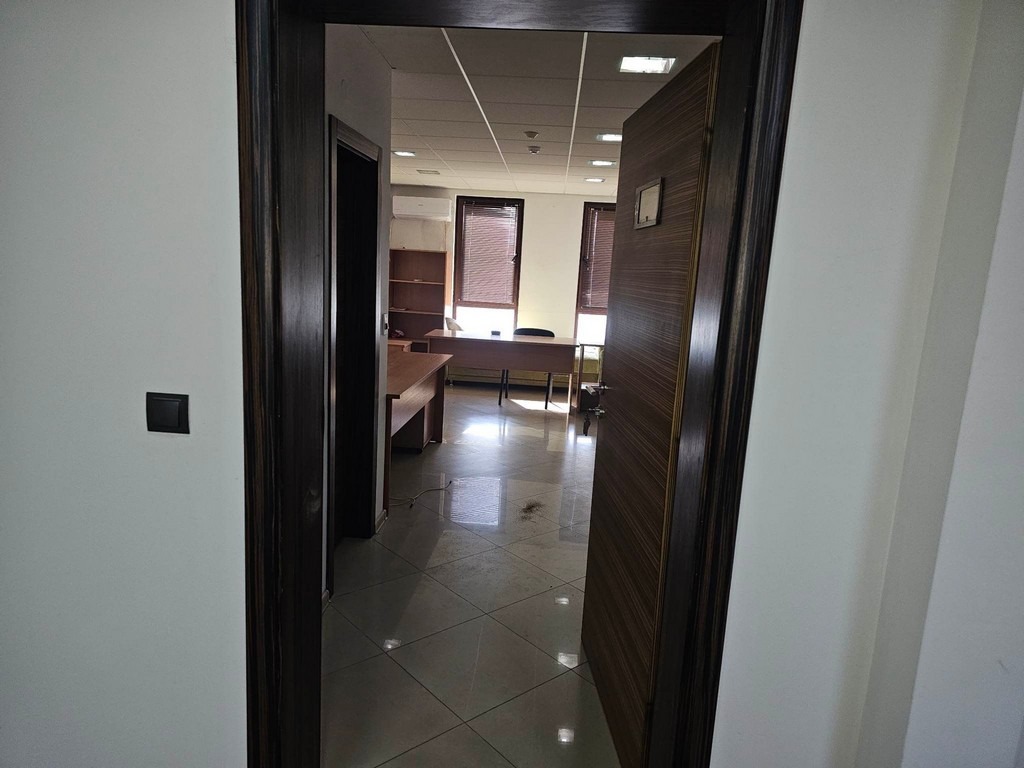 Продава ОФИС, гр. Кърджали, Център, снимка 4 - Офиси - 55810655