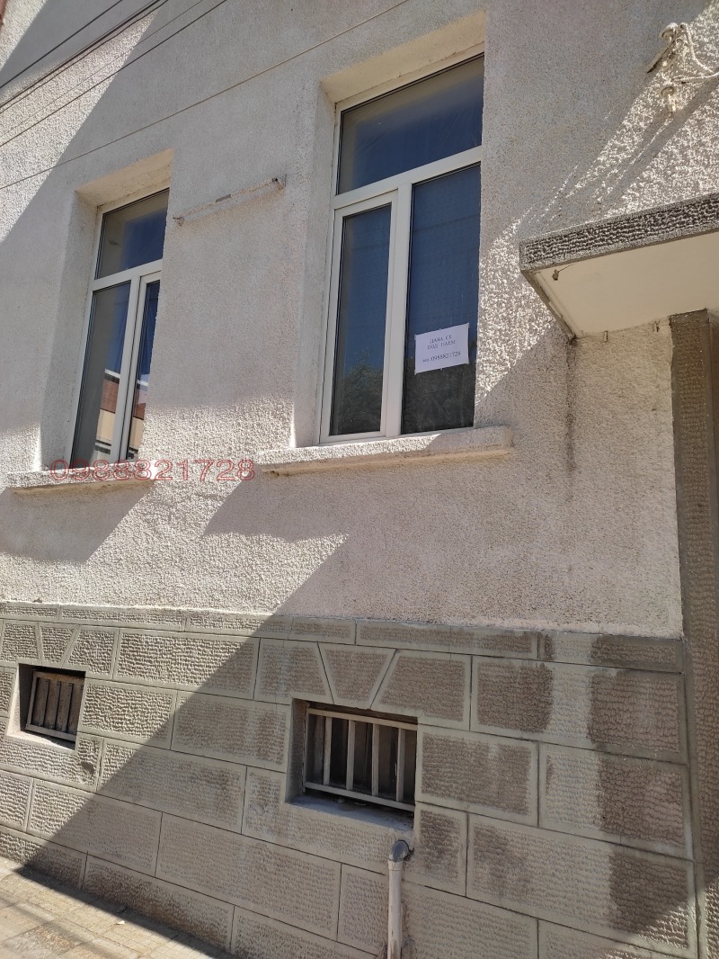 Продава ЕТАЖ ОТ КЪЩА в град Хасково, Център - 55 кв.м / 70 600 € » 138 081.60 лв.