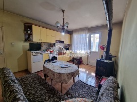 3 bedroom Tsentar, Targovishte 2