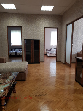 3+ camere da letto Tsentar, Burgas 3