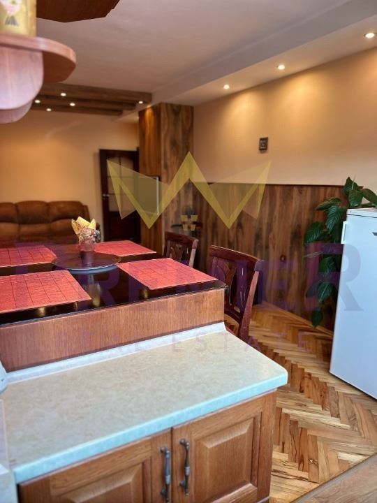 Продава 3-СТАЕН, гр. Бургас, Възраждане, снимка 4 - Апартаменти - 52380769