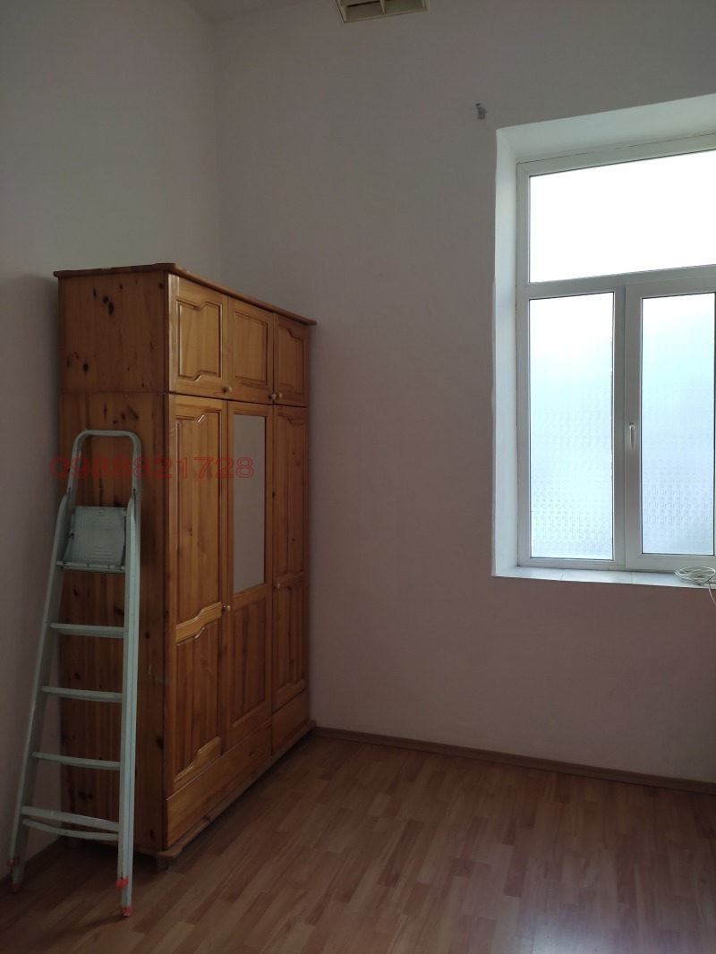 Продава ЕТАЖ ОТ КЪЩА, гр. Хасково, Център, снимка 7 - Етаж от къща - 52778927