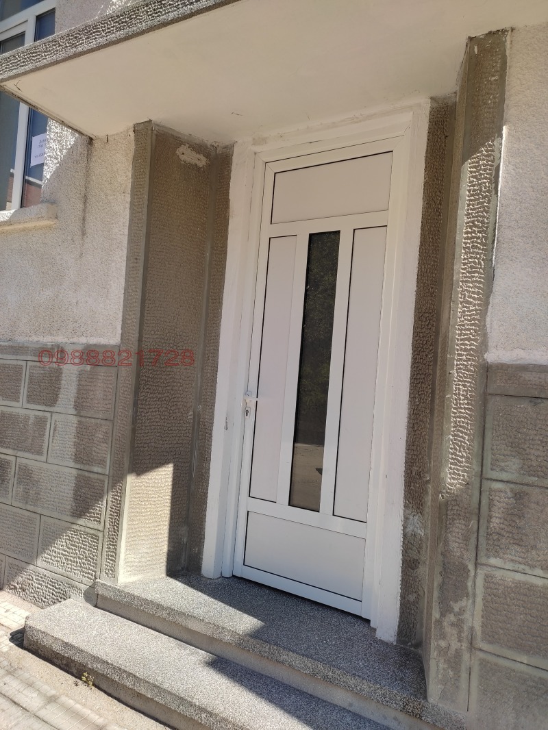 Продава ЕТАЖ ОТ КЪЩА, гр. Хасково, Център, снимка 3 - Етаж от къща - 52778927