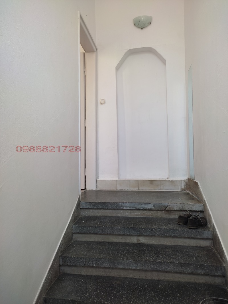 Продава ЕТАЖ ОТ КЪЩА, гр. Хасково, Център, снимка 4 - Етаж от къща - 52778927