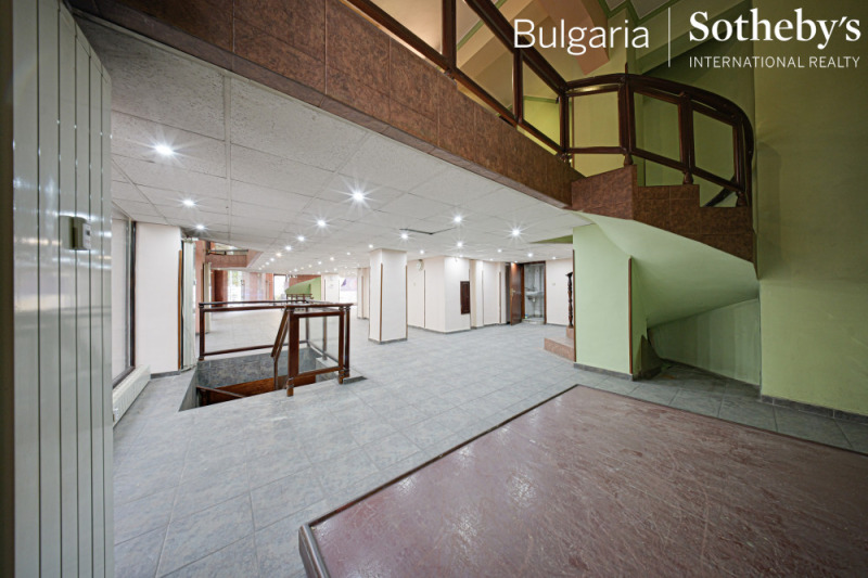 Продава МАГАЗИН, гр. София, Център, снимка 7 - Магазини - 53127932