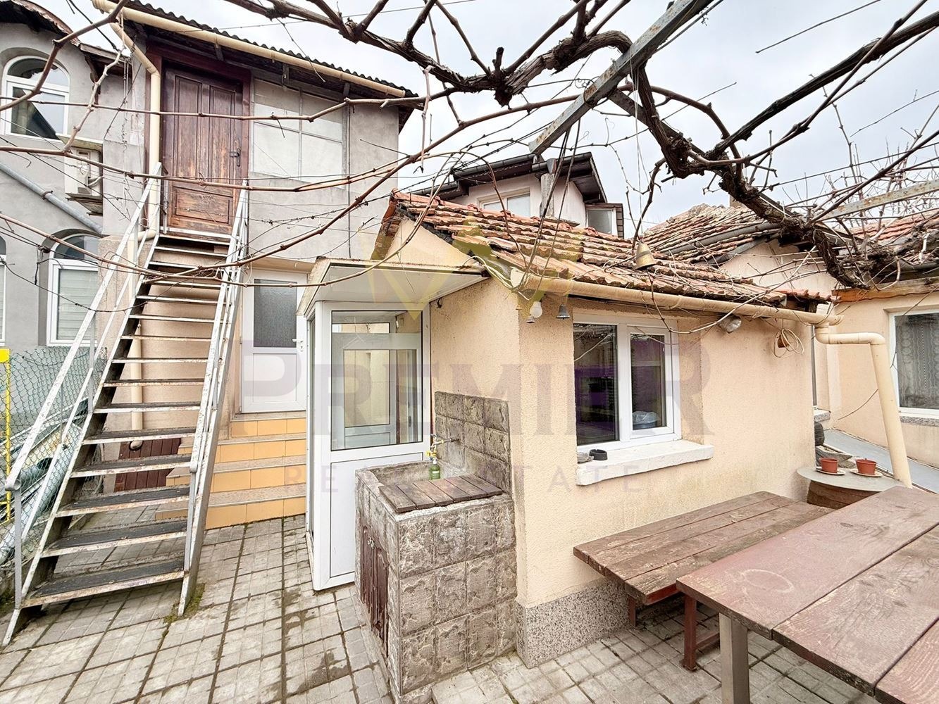 Продава КЪЩА, гр. Добрич, Пинета, снимка 3 - Къщи - 54520520