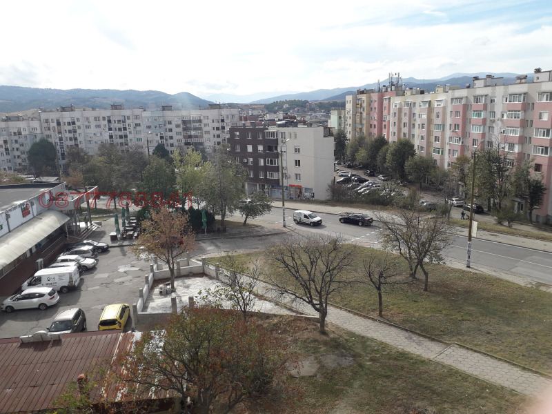 Продава 3-СТАЕН в град Благоевград, Еленово 1 - 73 кв.м / 85 000 € » 166 245.55 лв.