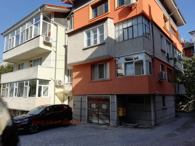 Продава ГАРАЖ в град Шумен, Военно училище - 16 кв.м / 25 000 € » 48 895.75 лв., ДЖИ АЙ АЙ ИМОТИ