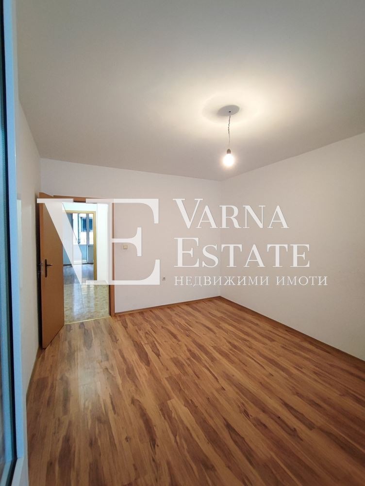 Продава 2-СТАЕН, гр. Варна, Лятно кино Тракия, снимка 1 - Aпартаменти - 48124462