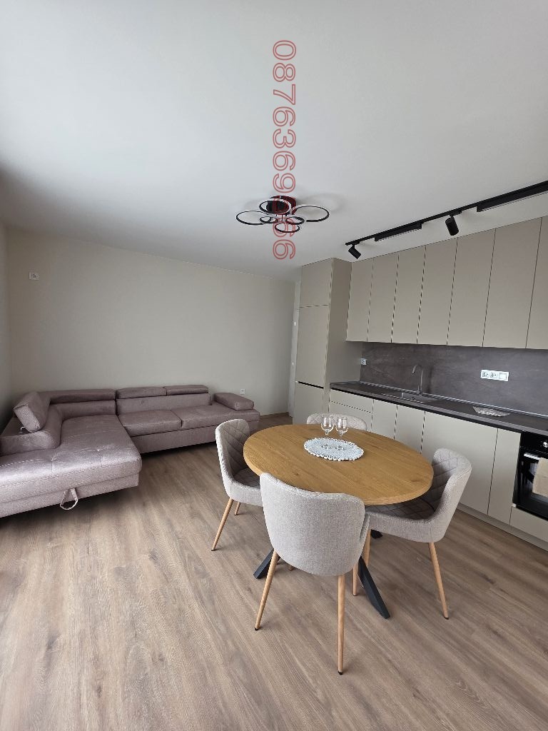 Продава 3-СТАЕН, гр. Велико Търново, Зона Б, снимка 3 - Апартаменти - 53505450