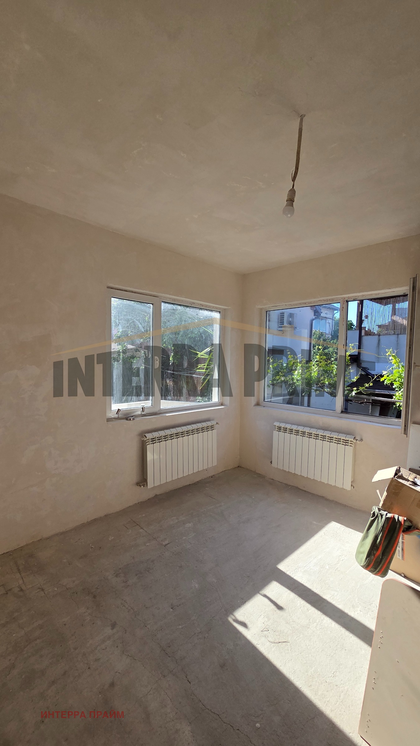 Продава ЕТАЖ ОТ КЪЩА, гр. Добрич, Христо Ботев