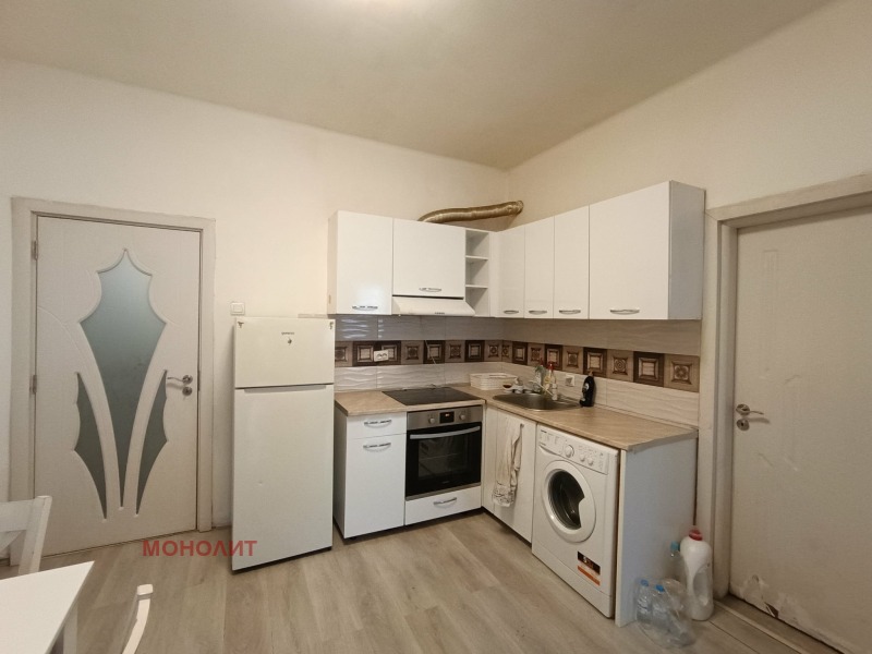 Продава 3-СТАЕН в град Габрово, Център - 79 кв.м / 72 000 € » 140 819.76 лв., МОНОЛИТ