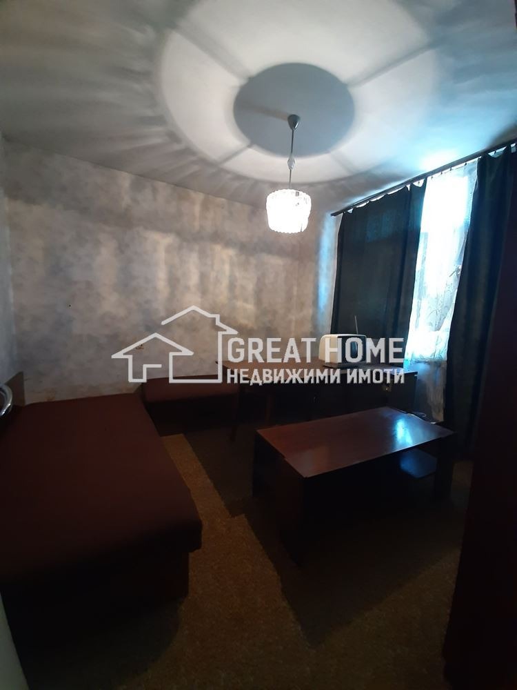 Продава 4-СТАЕН, гр. Търговище, Вароша, снимка 4 - Aпартаменти - 47254124