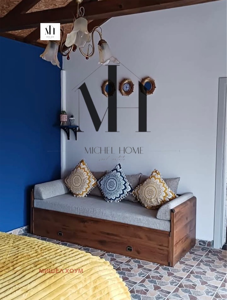 Продава КЪЩА, с. Соколово, област Добрич, снимка 2 - Къщи - 52469744