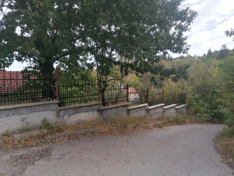 Продава ПАРЦЕЛ в град София, Княжево - 1180 кв.м / 89 990 € » 176 005.14 лв., АТЛАНТИК