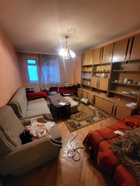 1 chambre Chirok tsentar, Pleven 2