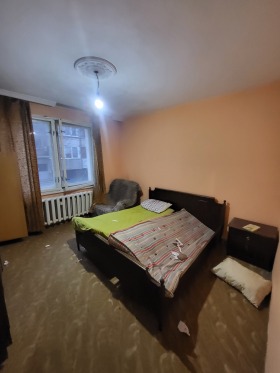 1 chambre Chirok tsentar, Pleven 13