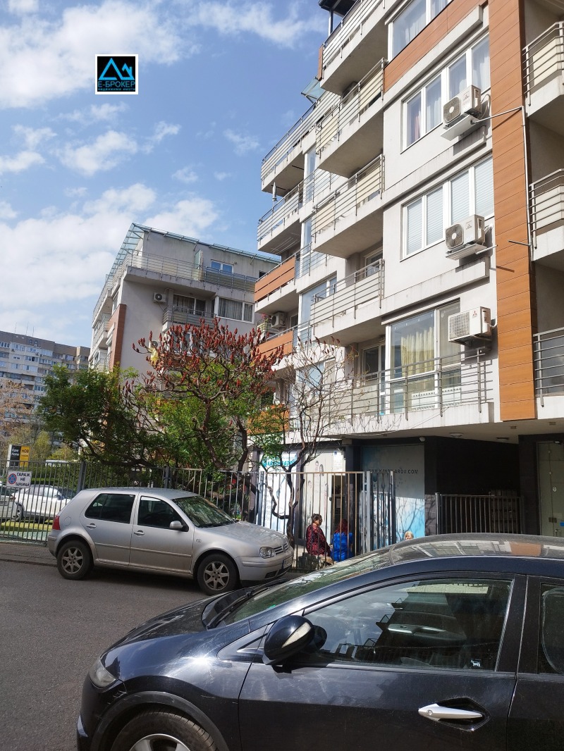 Продава 2-СТАЕН, гр. София, Младост 2